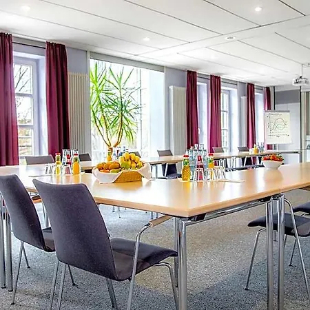 מלון Arberland Tagungshaus 3*